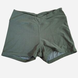 Wolven Threads Olive Green Mid-Rise V-Waist Bike Shorts